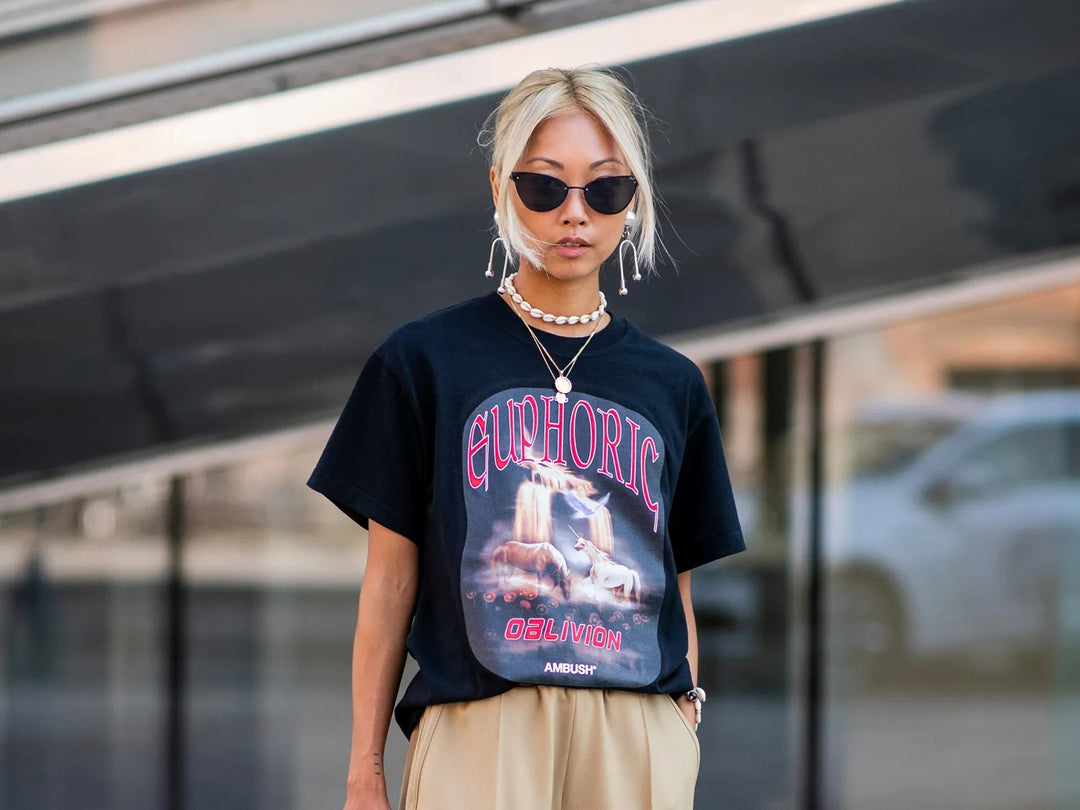 How to Style Printed T-Shirts for a Chic Look
